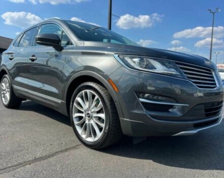 Серый Линкольн МКС, объемом двигателя 2 л и пробегом 50 тыс. км за 3800 $, фото 2 на Automoto.ua