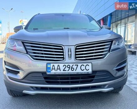 Серый Линкольн МКС, объемом двигателя 2 л и пробегом 135 тыс. км за 18500 $, фото 4 на Automoto.ua
