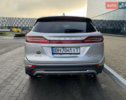 Сірий Лінкольн МКС, об'ємом двигуна 2 л та пробігом 120 тис. км за 12900 $, фото 3 на Automoto.ua