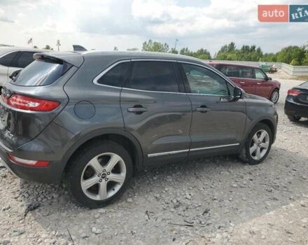 Сірий Лінкольн МКС, об'ємом двигуна 2 л та пробігом 119 тис. км за 2500 $, фото 2 на Automoto.ua