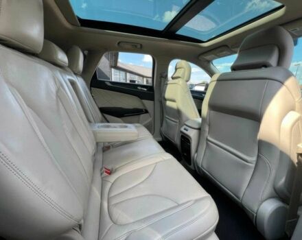 Серый Линкольн МКС, объемом двигателя 2 л и пробегом 50 тыс. км за 3800 $, фото 12 на Automoto.ua