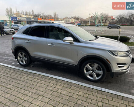 Сірий Лінкольн МКС, об'ємом двигуна 2 л та пробігом 120 тис. км за 12900 $, фото 4 на Automoto.ua