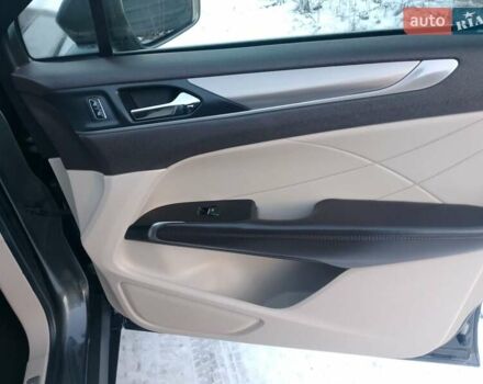 Сірий Лінкольн МКС, об'ємом двигуна 2 л та пробігом 117 тис. км за 17000 $, фото 40 на Automoto.ua
