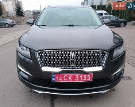 Сірий Лінкольн МКС, об'ємом двигуна 2 л та пробігом 117 тис. км за 17000 $, фото 1 на Automoto.ua