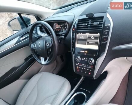 Сірий Лінкольн МКС, об'ємом двигуна 2 л та пробігом 117 тис. км за 17000 $, фото 37 на Automoto.ua