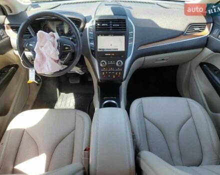 Серый Линкольн МКС, объемом двигателя 2 л и пробегом 24 тыс. км за 14000 $, фото 1 на Automoto.ua