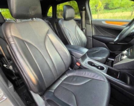 Серый Линкольн МКС, объемом двигателя 2 л и пробегом 46 тыс. км за 10900 $, фото 12 на Automoto.ua