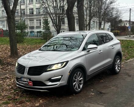 Серый Линкольн МКС, объемом двигателя 2 л и пробегом 146 тыс. км за 13740 $, фото 1 на Automoto.ua