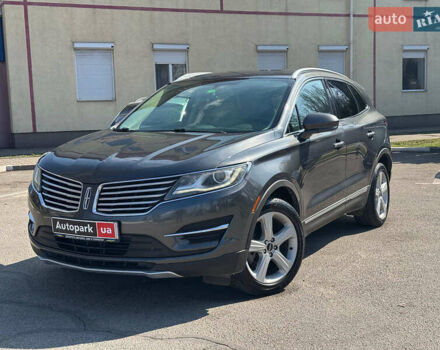 Сірий Лінкольн МКС, об'ємом двигуна 2 л та пробігом 60 тис. км за 15990 $, фото 1 на Automoto.ua