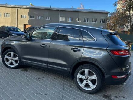 Сірий Лінкольн МКС, об'ємом двигуна 2 л та пробігом 128 тис. км за 14000 $, фото 1 на Automoto.ua
