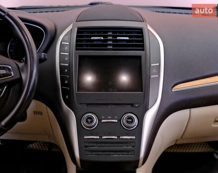 Синій Лінкольн МКС, об'ємом двигуна 2 л та пробігом 139 тис. км за 15900 $, фото 41 на Automoto.ua