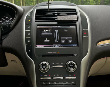 Синий Линкольн МКС, объемом двигателя 2 л и пробегом 258 тыс. км за 10500 $, фото 17 на Automoto.ua