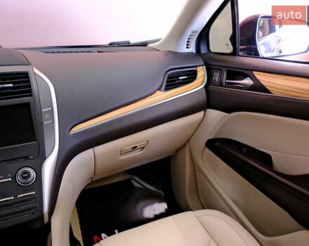 Синій Лінкольн МКС, об'ємом двигуна 2 л та пробігом 139 тис. км за 15900 $, фото 38 на Automoto.ua