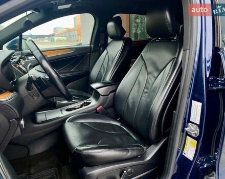 Синій Лінкольн МКС, об'ємом двигуна 2 л та пробігом 152 тис. км за 15490 $, фото 24 на Automoto.ua