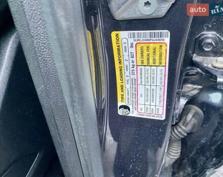 Синий Линкольн МКС, объемом двигателя 2 л и пробегом 145 тыс. км за 14200 $, фото 57 на Automoto.ua