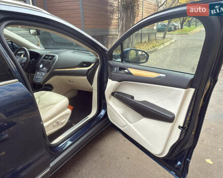 Синий Линкольн МКС, объемом двигателя 2 л и пробегом 116 тыс. км за 15000 $, фото 7 на Automoto.ua
