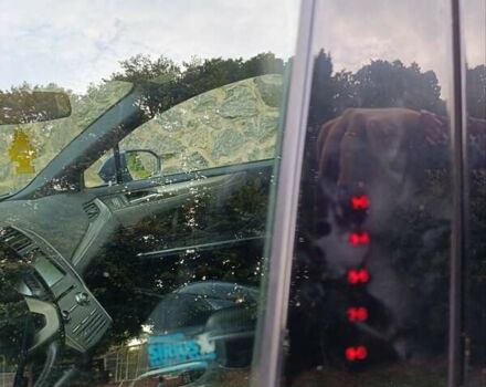 Синій Лінкольн МКС, об'ємом двигуна 2 л та пробігом 161 тис. км за 13500 $, фото 14 на Automoto.ua
