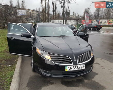 Черный Линкольн МКС, объемом двигателя 3.7 л и пробегом 199 тыс. км за 17000 $, фото 1 на Automoto.ua