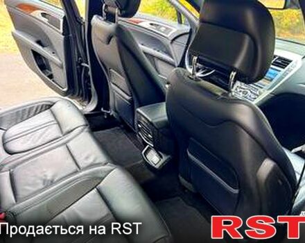 Черный Линкольн МКС, объемом двигателя 2 л и пробегом 0 тыс. км за 9500 $, фото 6 на Automoto.ua