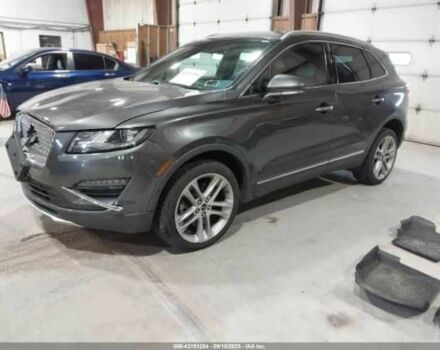 Серый Линкольн МКС, объемом двигателя 0 л и пробегом 123 тыс. км за 3500 $, фото 1 на Automoto.ua