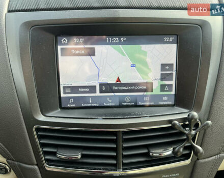 Белый Линкольн МКТ, объемом двигателя 3.5 л и пробегом 85 тыс. км за 15500 $, фото 15 на Automoto.ua