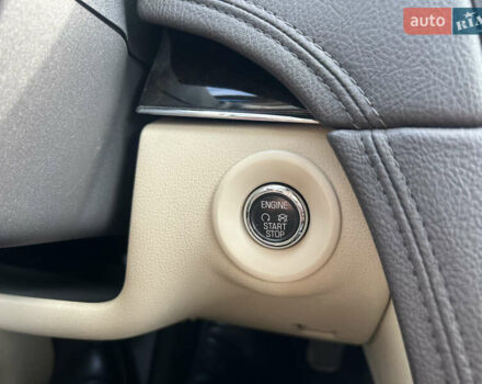 Белый Линкольн МКТ, объемом двигателя 3.5 л и пробегом 85 тыс. км за 15500 $, фото 13 на Automoto.ua