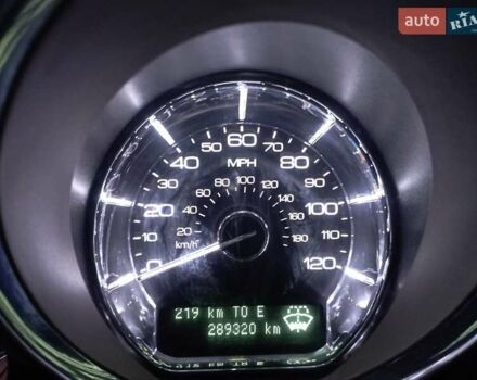 Черный Линкольн МКТ, объемом двигателя 3.5 л и пробегом 289 тыс. км за 9400 $, фото 9 на Automoto.ua