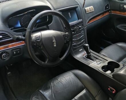 Черный Линкольн МКТ, объемом двигателя 3.7 л и пробегом 150 тыс. км за 13500 $, фото 6 на Automoto.ua