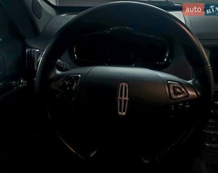 Черный Линкольн МКТ, объемом двигателя 3.7 л и пробегом 257 тыс. км за 16900 $, фото 81 на Automoto.ua