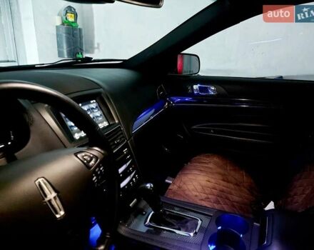 Черный Линкольн МКТ, объемом двигателя 3.7 л и пробегом 257 тыс. км за 16900 $, фото 23 на Automoto.ua