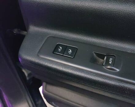 Черный Линкольн МКТ, объемом двигателя 3.7 л и пробегом 257 тыс. км за 16900 $, фото 93 на Automoto.ua