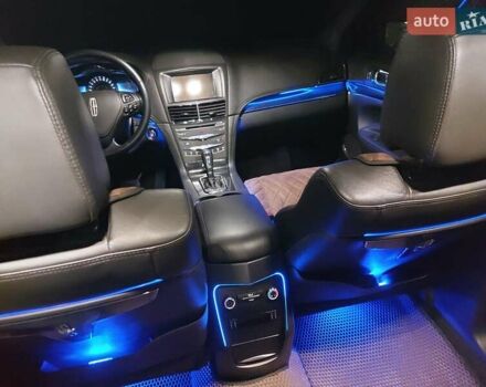 Черный Линкольн МКТ, объемом двигателя 3.7 л и пробегом 257 тыс. км за 16900 $, фото 67 на Automoto.ua