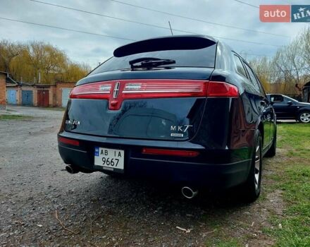 Черный Линкольн МКТ, объемом двигателя 3.7 л и пробегом 257 тыс. км за 16900 $, фото 114 на Automoto.ua