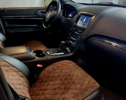 Черный Линкольн МКТ, объемом двигателя 3.7 л и пробегом 257 тыс. км за 16900 $, фото 108 на Automoto.ua