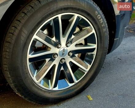 Черный Линкольн МКТ, объемом двигателя 3.7 л и пробегом 257 тыс. км за 16900 $, фото 120 на Automoto.ua