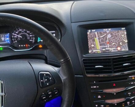 Серый Линкольн МКТ, объемом двигателя 3.7 л и пробегом 140 тыс. км за 22000 $, фото 5 на Automoto.ua