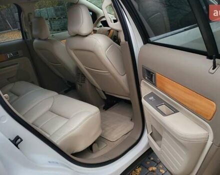 Белый Линкольн МКХ, объемом двигателя 3.5 л и пробегом 340 тыс. км за 8500 $, фото 14 на Automoto.ua