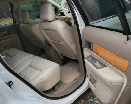 Белый Линкольн МКХ, объемом двигателя 3.5 л и пробегом 340 тыс. км за 8500 $, фото 12 на Automoto.ua