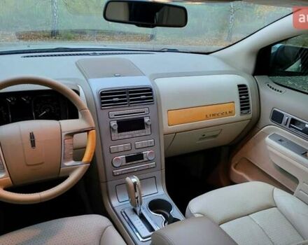 Белый Линкольн МКХ, объемом двигателя 3.5 л и пробегом 340 тыс. км за 8500 $, фото 13 на Automoto.ua
