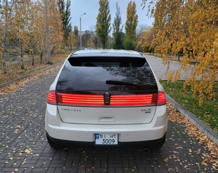 Белый Линкольн МКХ, объемом двигателя 3.5 л и пробегом 340 тыс. км за 8500 $, фото 1 на Automoto.ua