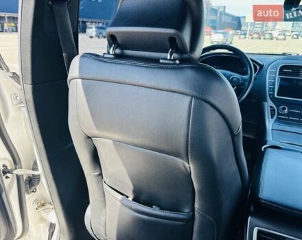 Білий Лінкольн MKX, об'ємом двигуна 2.69 л та пробігом 250 тис. км за 19000 $, фото 15 на Automoto.ua