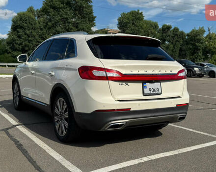Білий Лінкольн MKX, об'ємом двигуна 3.73 л та пробігом 131 тис. км за 24000 $, фото 7 на Automoto.ua