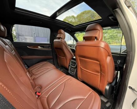 Білий Лінкольн MKX, об'ємом двигуна 3.7 л та пробігом 77 тис. км за 9300 $, фото 12 на Automoto.ua