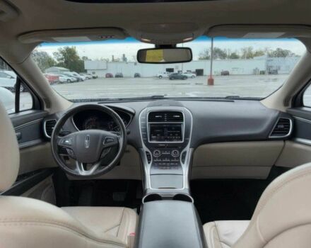 Белый Линкольн МКХ, объемом двигателя 3.7 л и пробегом 74 тыс. км за 5100 $, фото 8 на Automoto.ua