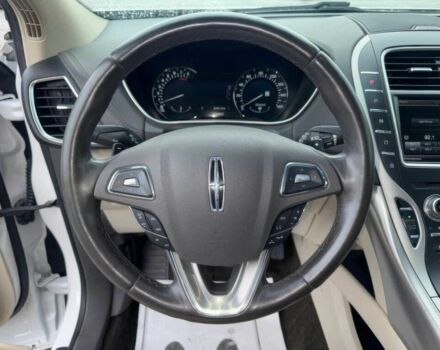 Белый Линкольн МКХ, объемом двигателя 3.7 л и пробегом 74 тыс. км за 5100 $, фото 10 на Automoto.ua