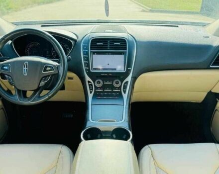 Білий Лінкольн MKX, об'ємом двигуна 3.7 л та пробігом 59 тис. км за 2800 $, фото 6 на Automoto.ua