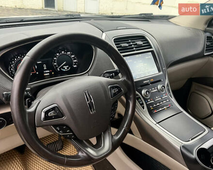 Белый Линкольн МКХ, объемом двигателя 3.73 л и пробегом 170 тыс. км за 14999 $, фото 7 на Automoto.ua