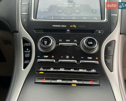 Белый Линкольн МКХ, объемом двигателя 3.73 л и пробегом 170 тыс. км за 14999 $, фото 16 на Automoto.ua