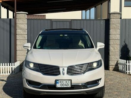Білий Лінкольн MKX, об'ємом двигуна 3.73 л та пробігом 220 тис. км за 16000 $, фото 1 на Automoto.ua