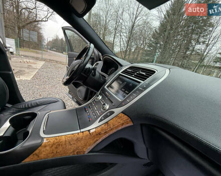 Черный Линкольн МКХ, объемом двигателя 3.7 л и пробегом 185 тыс. км за 16999 $, фото 40 на Automoto.ua